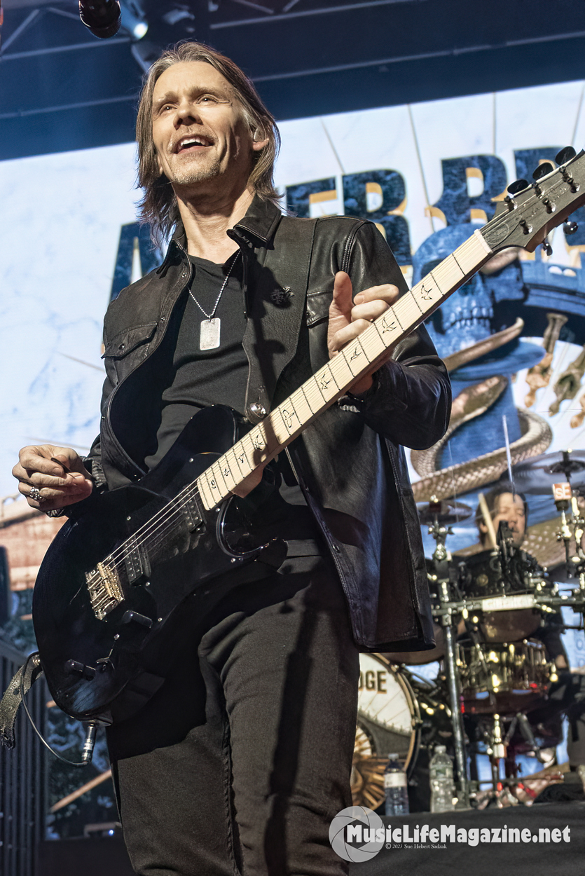 Alter Bridge's Unforgettable Night at The History Club, Toronto - Front of  the Stage